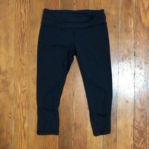 Lululemon cropped running tight
